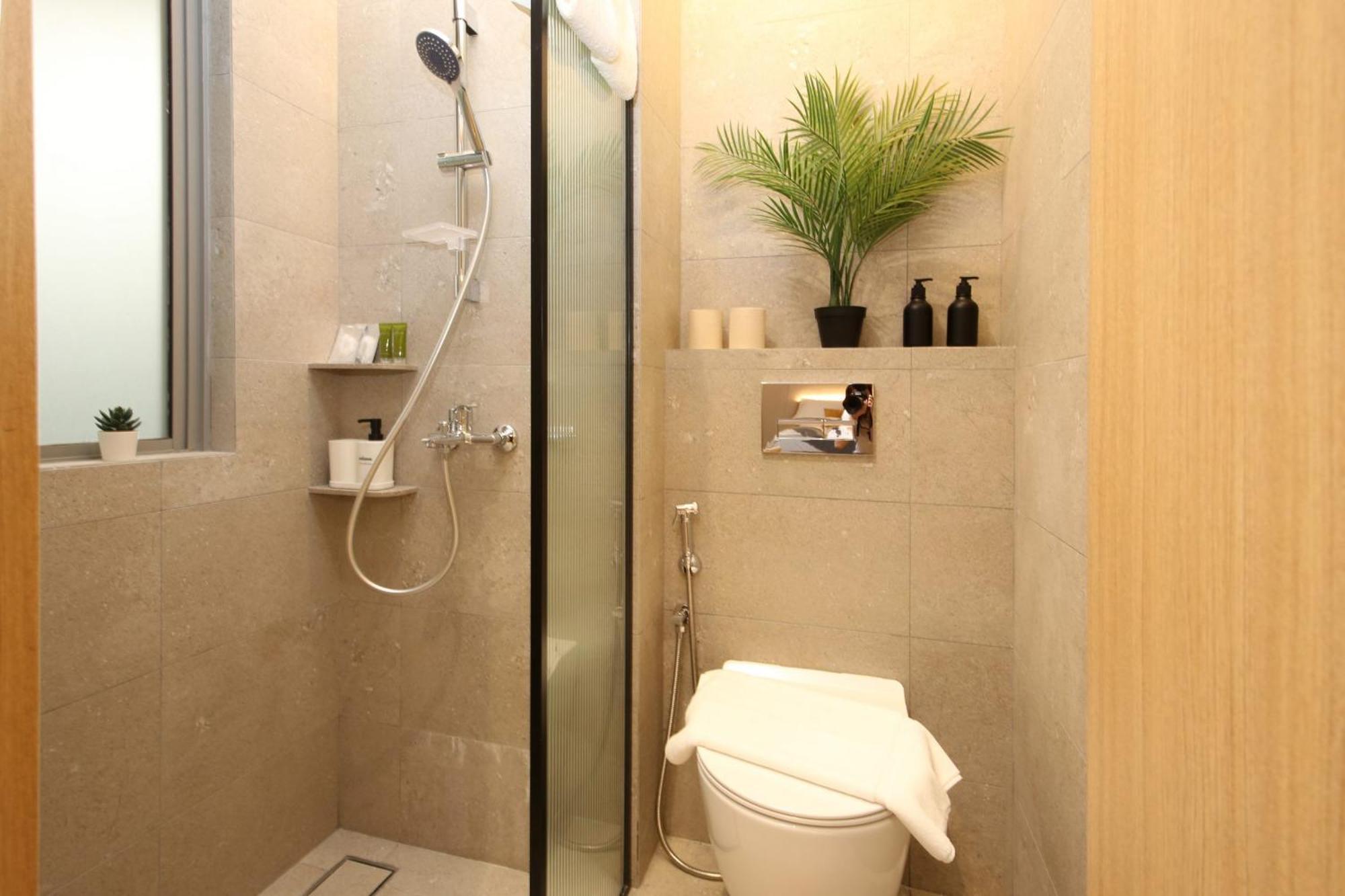Coliwoo Orchard - Coliving Singapura